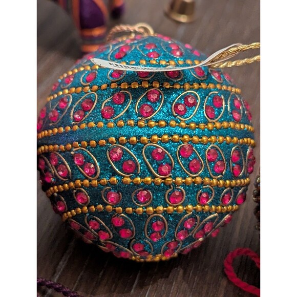 VTG Pier One Christmas Ornaments Rhinestone Jeweled Beaded Embroidered Tassled - Picture 4 of 12